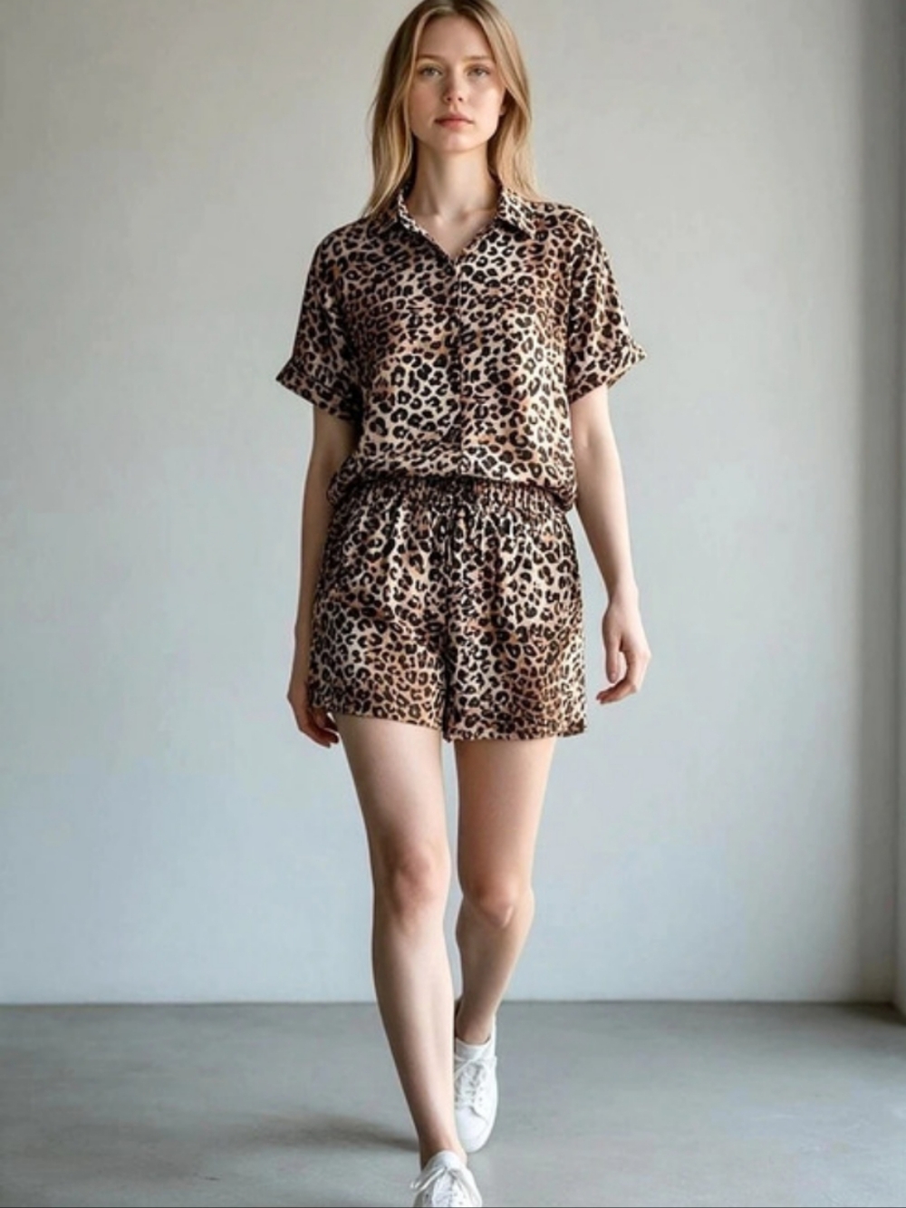 Leopard Print Lounge Set - Picture 3 of 3